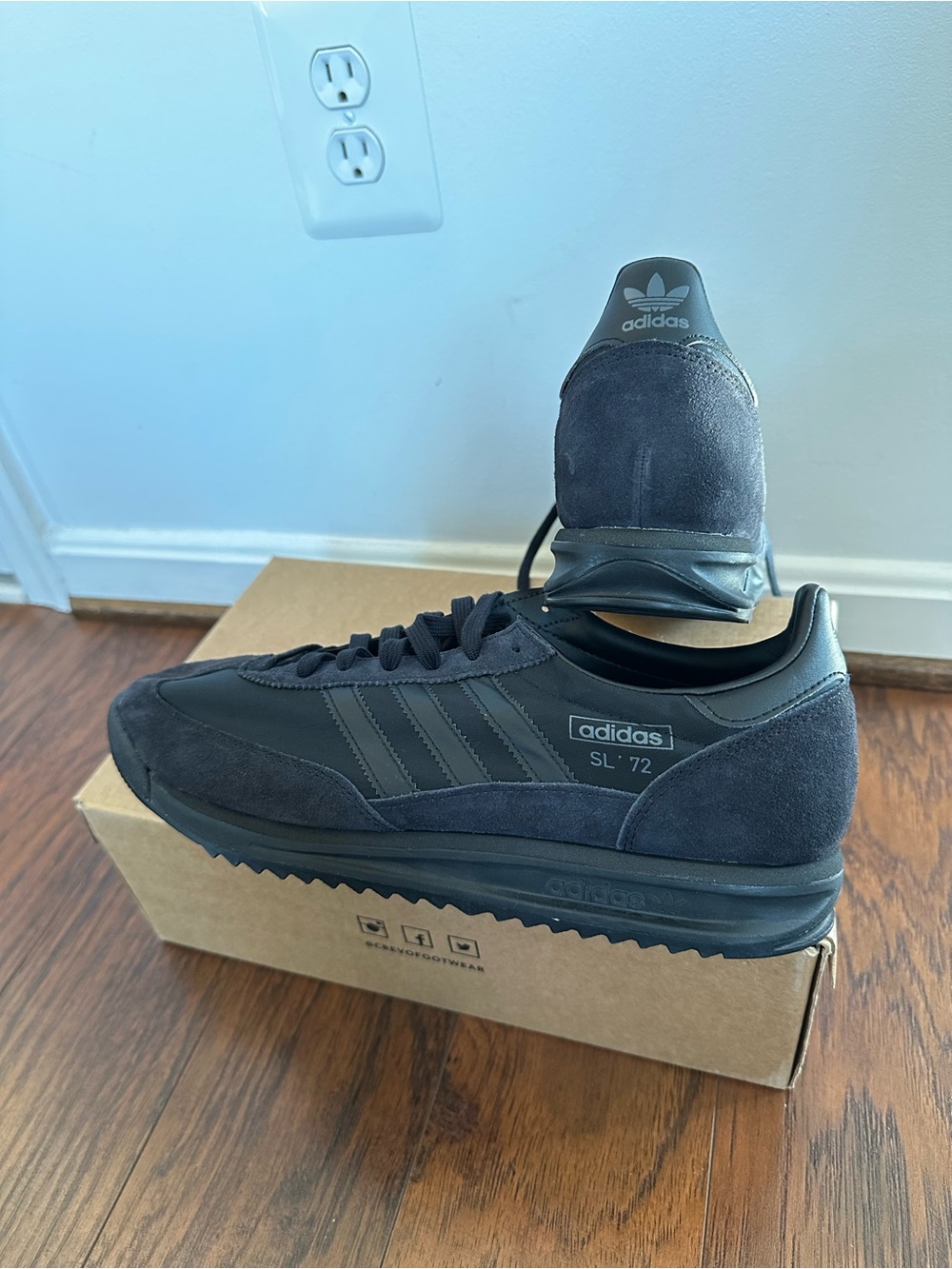 adidas SL 72 Men’s Sneakers in Black